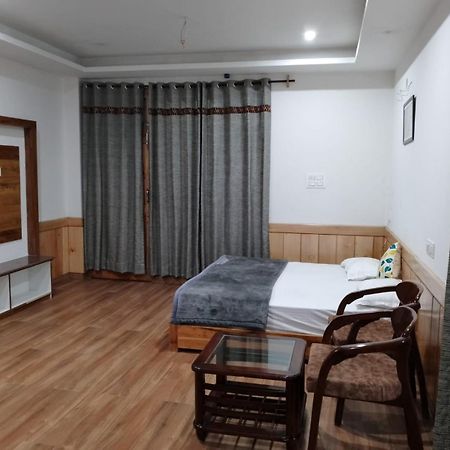 Mathan View Homestay - 3Min Drive To Kullu-Manali Airport Shamshi Екстер'єр фото